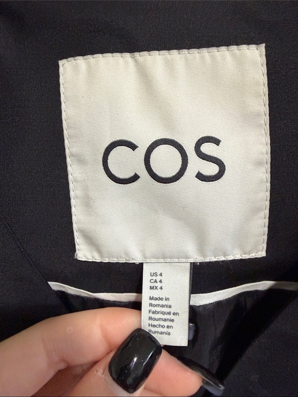 COS Women’s Cropped Wool Blend Black Vest Waistcoat Lined Size 4 - Picture 2 of 8